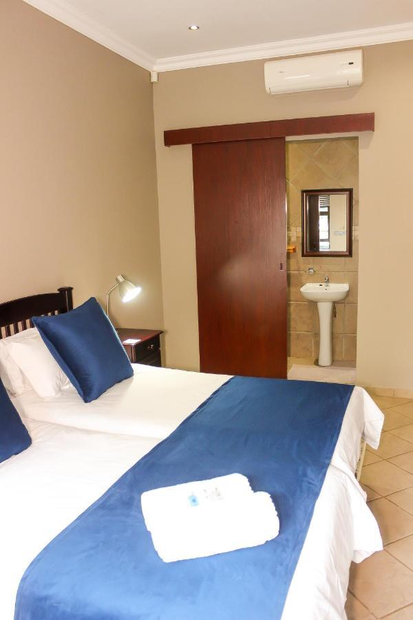 Rip Van Winkel Guest House Lephalale Dış mekan fotoğraf